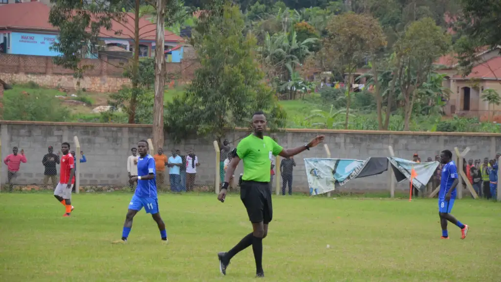 goals come in added time: Referee during a football match