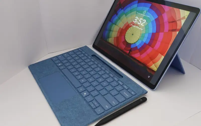Intel Core Ultra vs Snapdragon X: Which to Buy