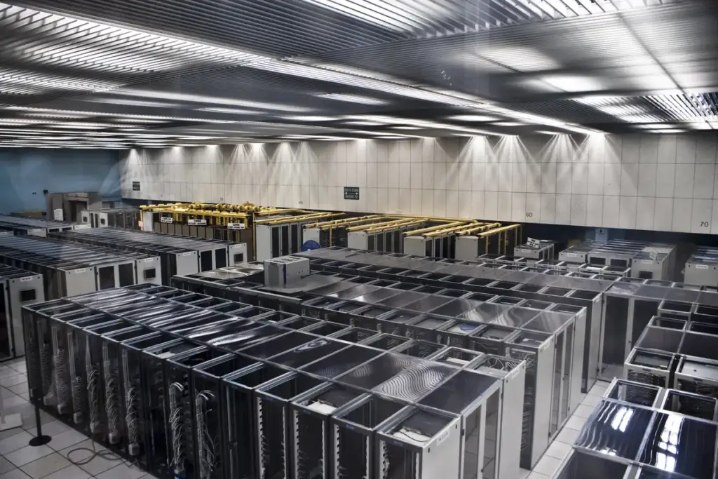GPT-6: CERN Server 03