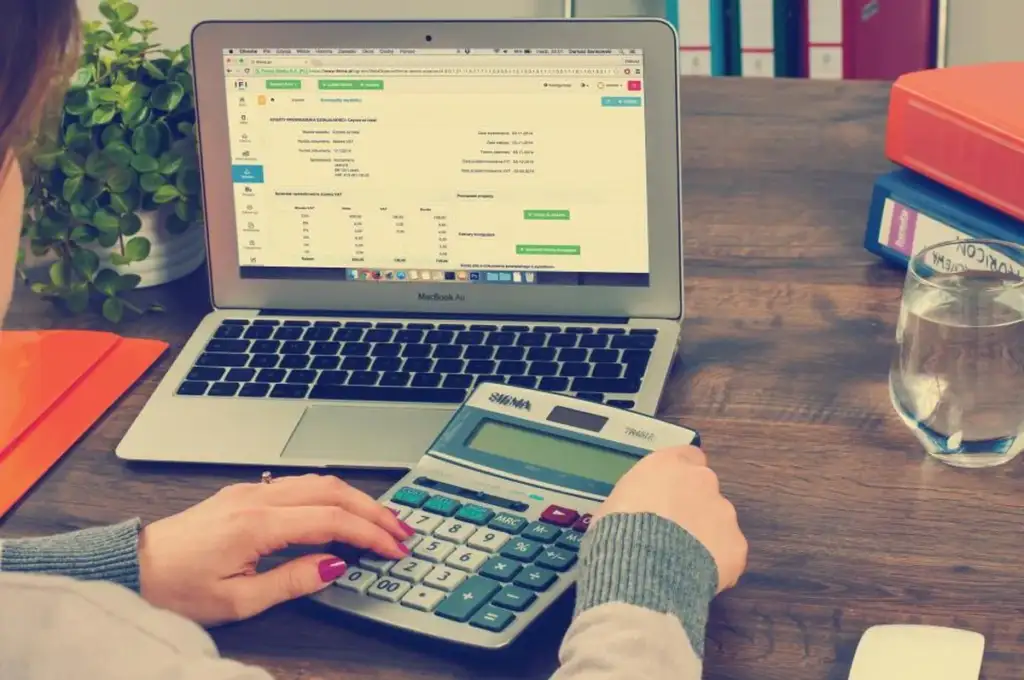 invoice number: Accounting Finance