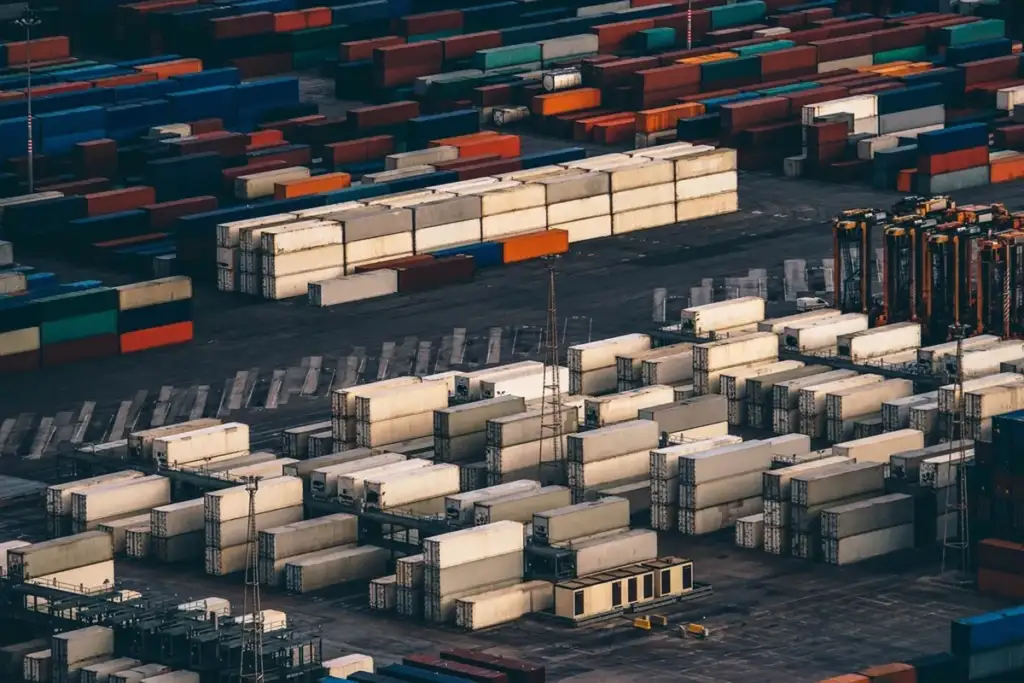 supply chain attack: Stacks shipping containers Port Barcelona