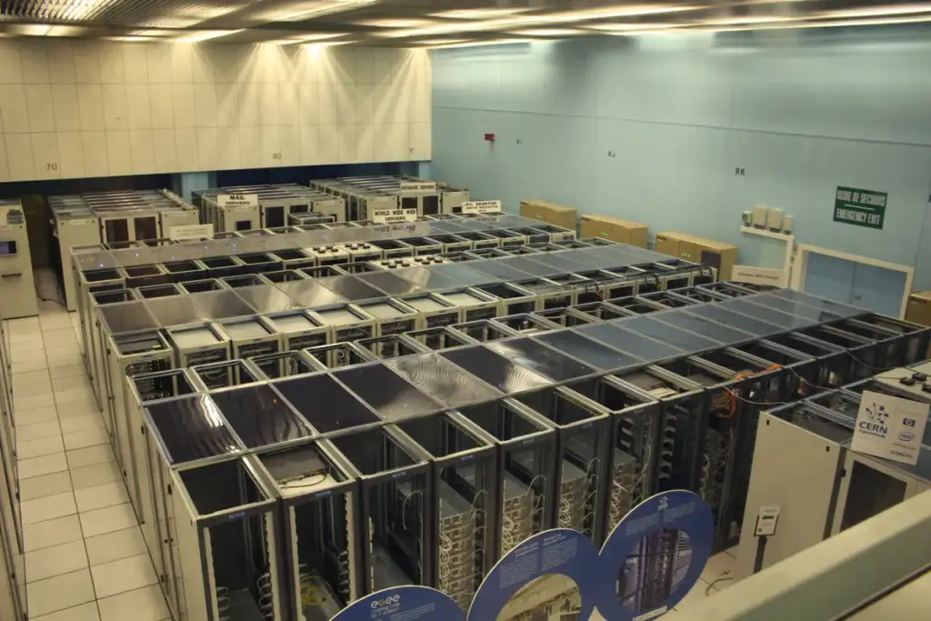 zero-day vulnerability: Cern datacenter