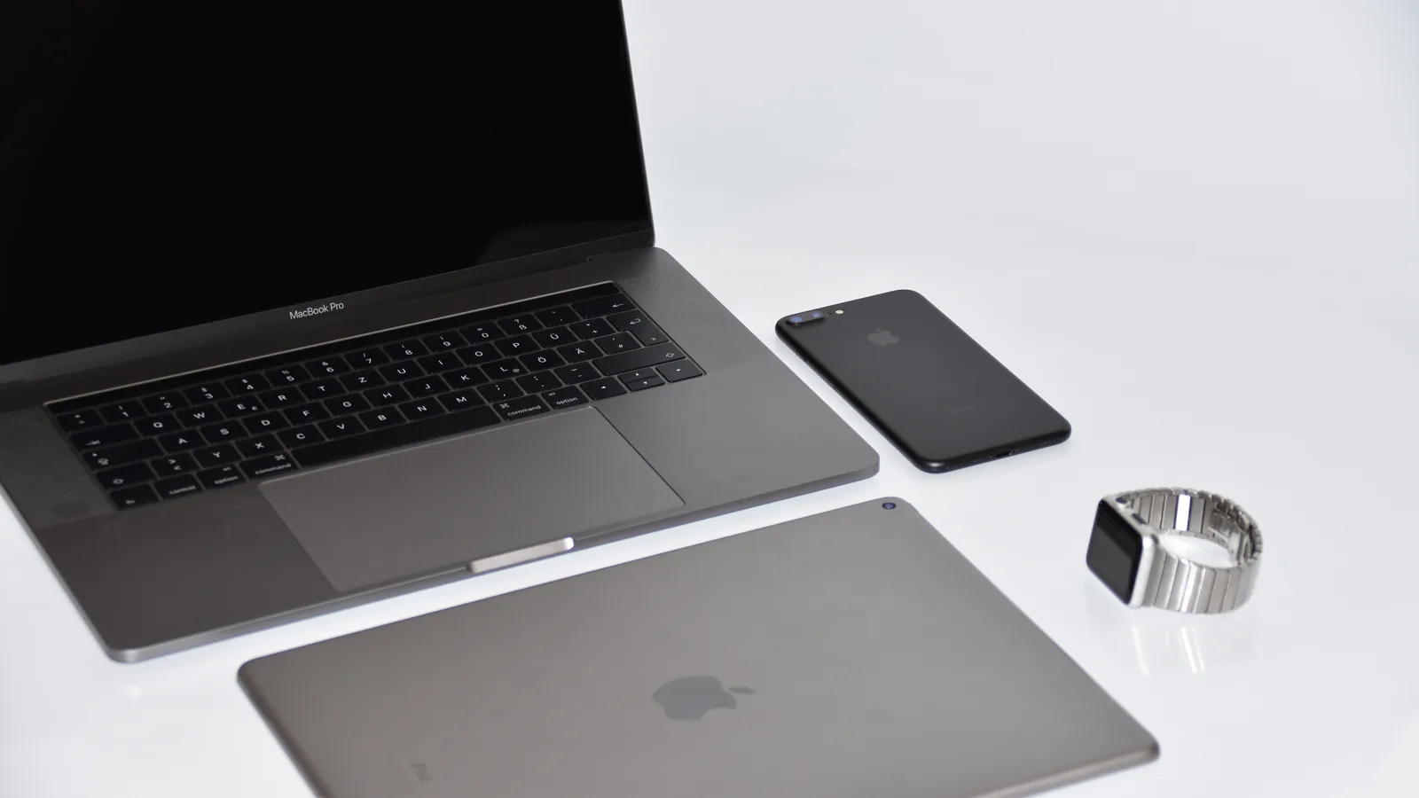 Touchscreen MacBook Pro: 8 Simple Facts Worth Knowing