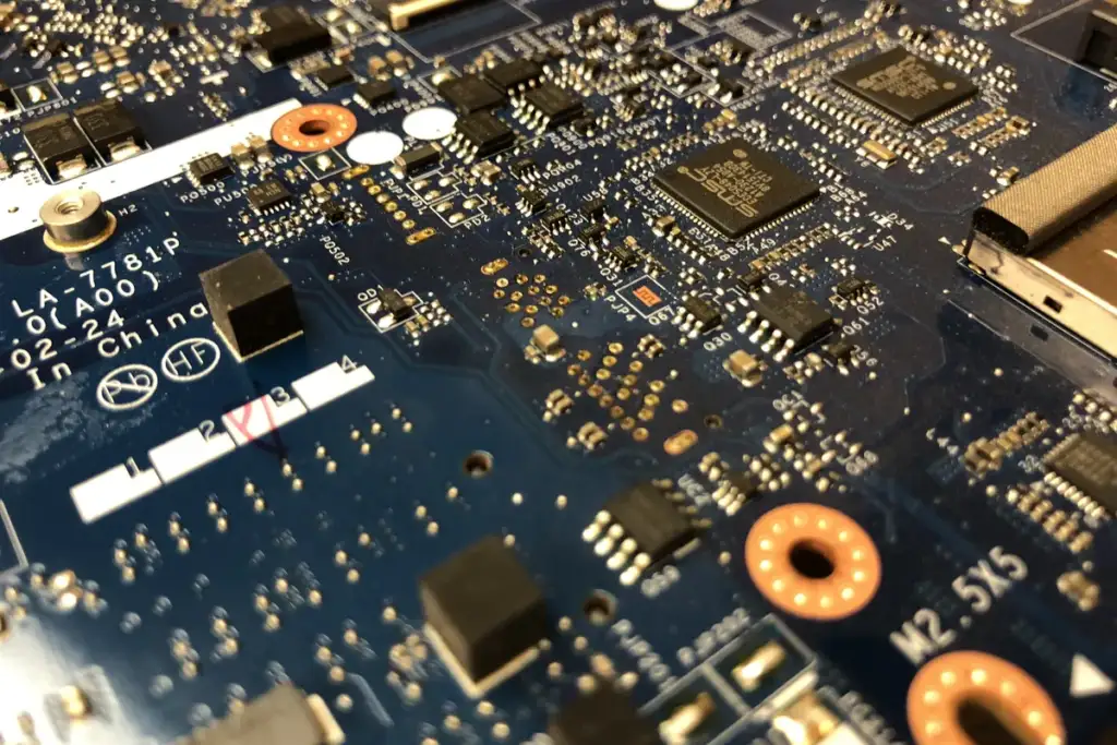 Copilot Plus PC: Circuit board Closeup (24884298047)