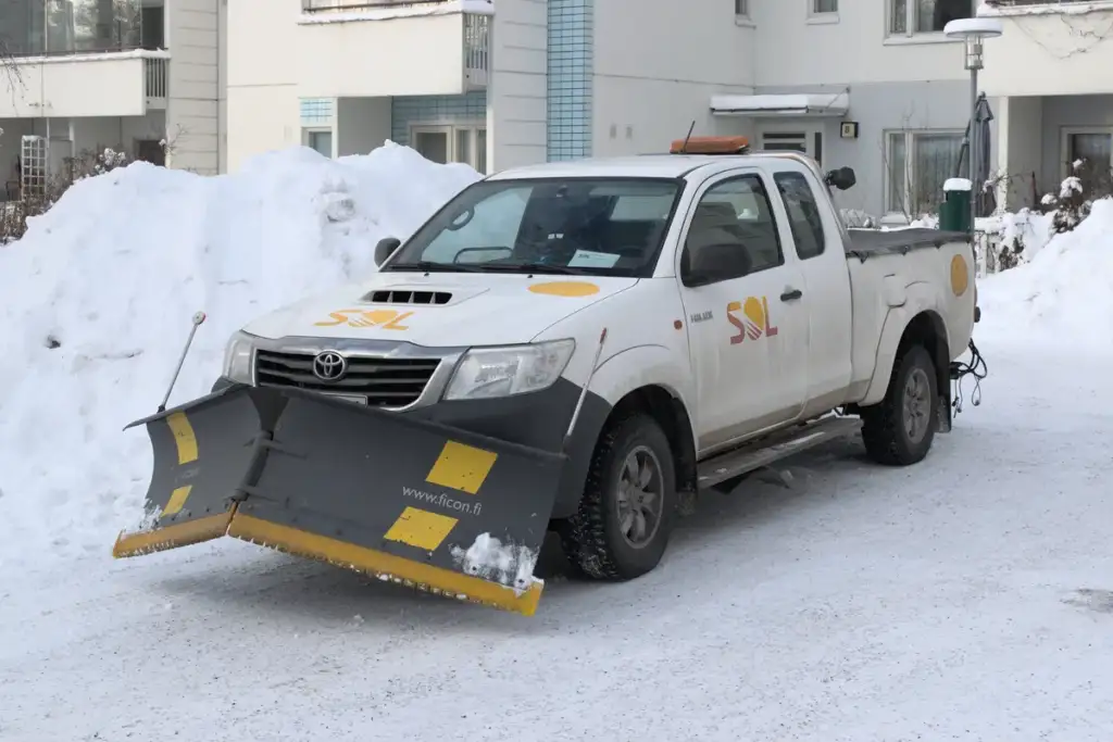 winter weather forecast: A Toyota Hilux pickup truck with a snowplow 02